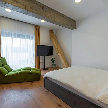 Fabrica 14 클루지나포카