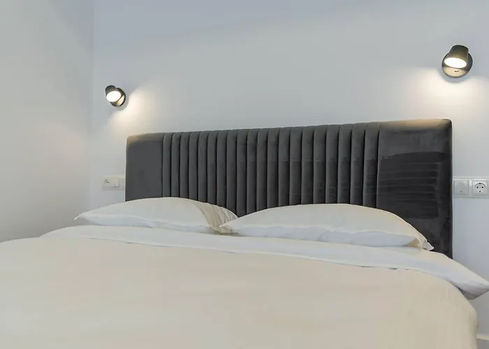 Fabrica 14 Apartamento *